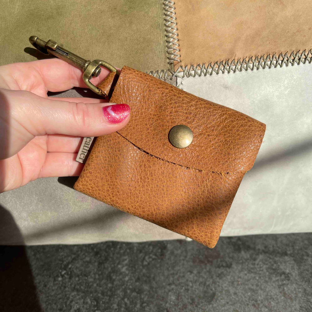 
                      
                        Snackbag hond snacktasje aan lijn poeptasje aan lijn lhandgemaakt eren snackbag cognac
                      
                    