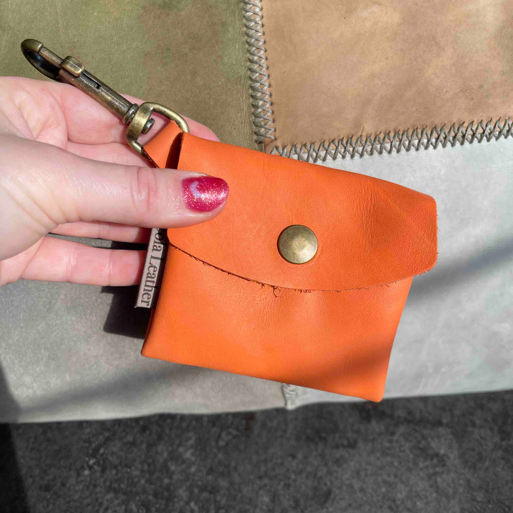 
                      
                        Snackbag hond snacktasje aan lijn poeptasje aan lijn lhandgemaakt eren snackbag oranje
                      
                    