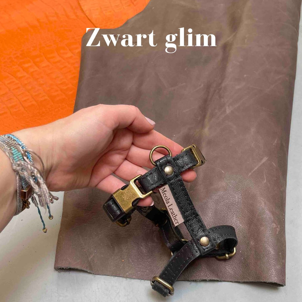 
                      
                        Zwart glimmend tuig leren tuig handgemaakt y tuig hond
                      
                    