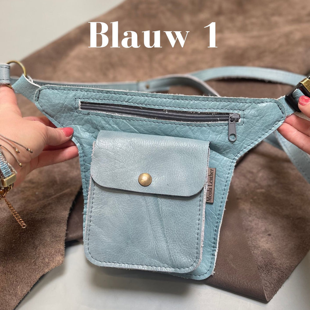 
                      
                        doggybag-uitlaattas-hond-crossbody-snacktas-babyblauw
                      
                    