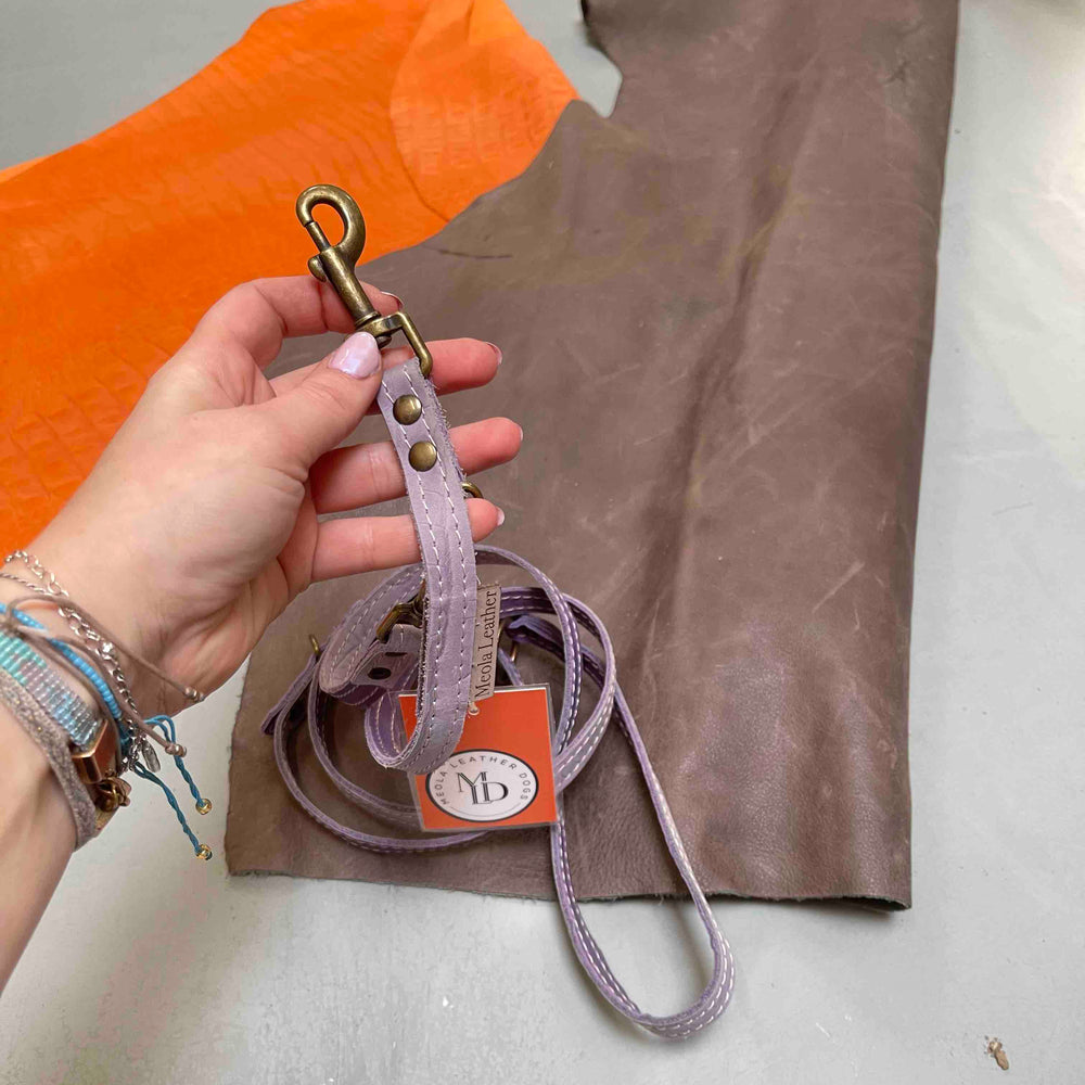 leren-lijn-hondenlijn-verstelbare-meola-leather-dogs-limited-smal-paars