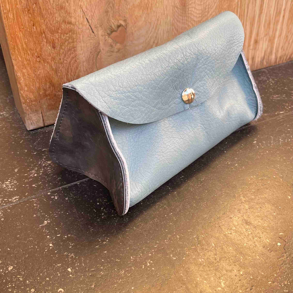 
                      
                        toilettas-snacktas-hond-met-naam-blauw10
                      
                    