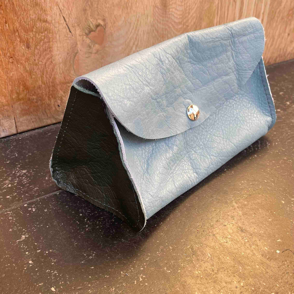
                      
                        toilettas-snacktas-hond-met-naam-blauw11
                      
                    